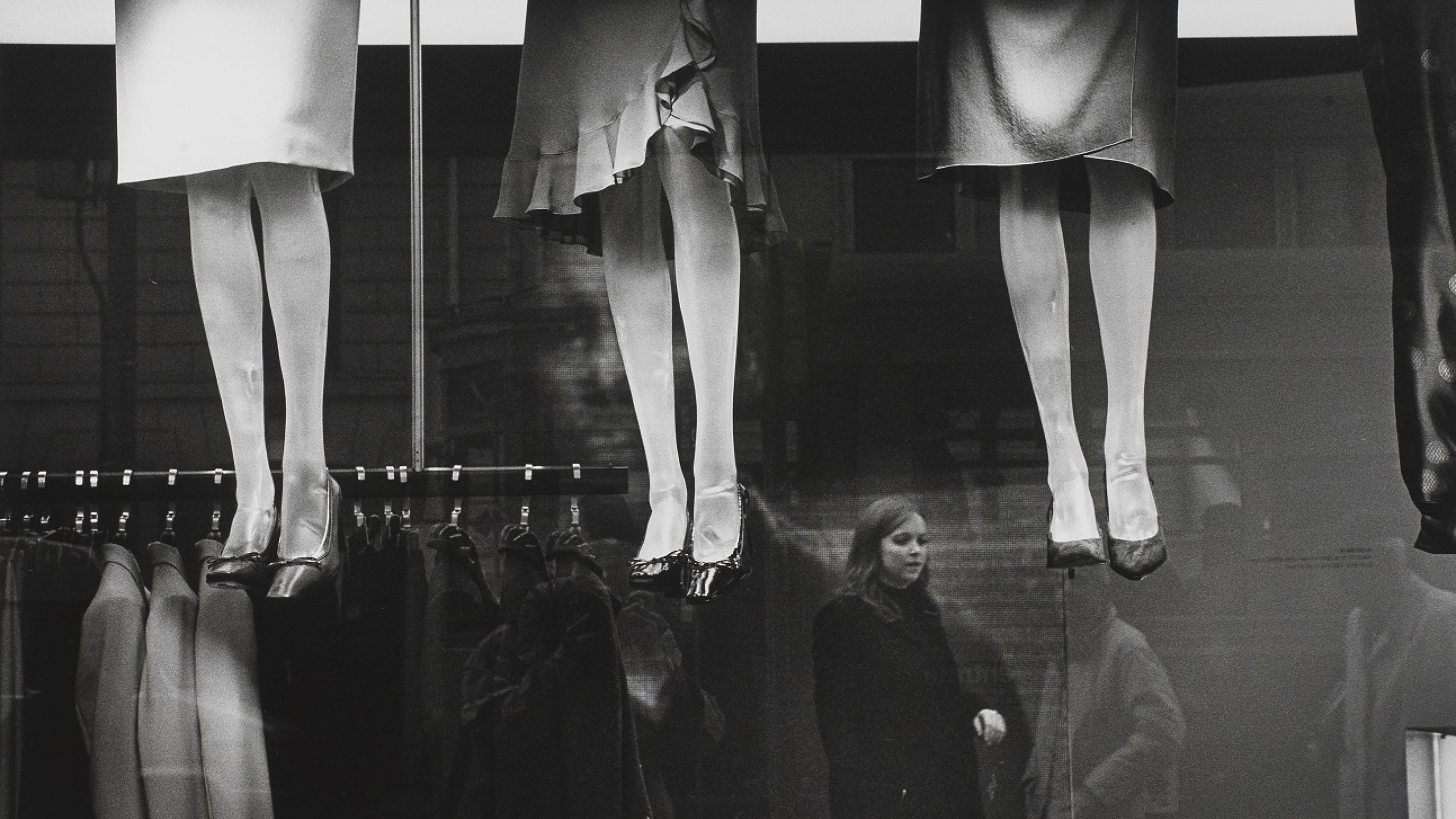 Gambe sospese, Milano 2001